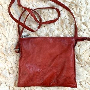 Lupa Daughters Leather Crossbody‎